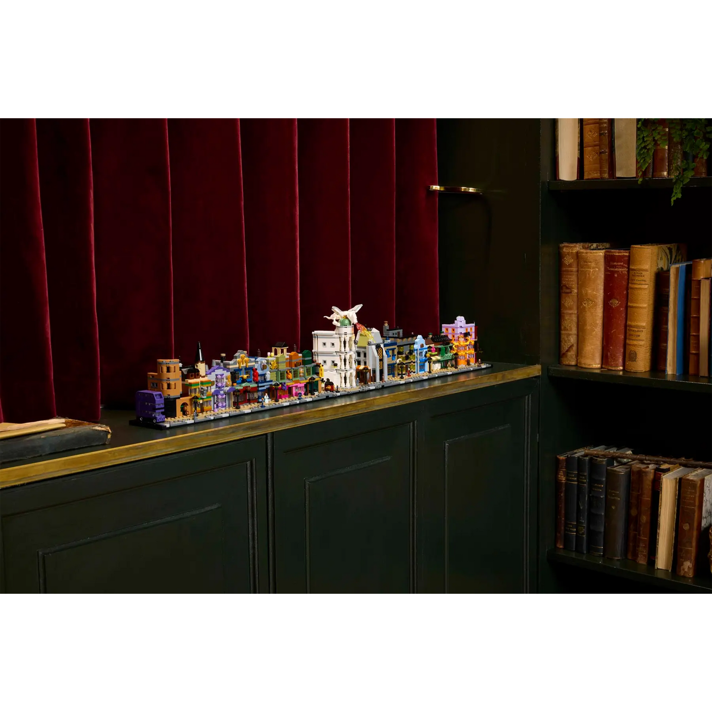 LEGO Diagon Alley™ Wizarding Shops - 76444