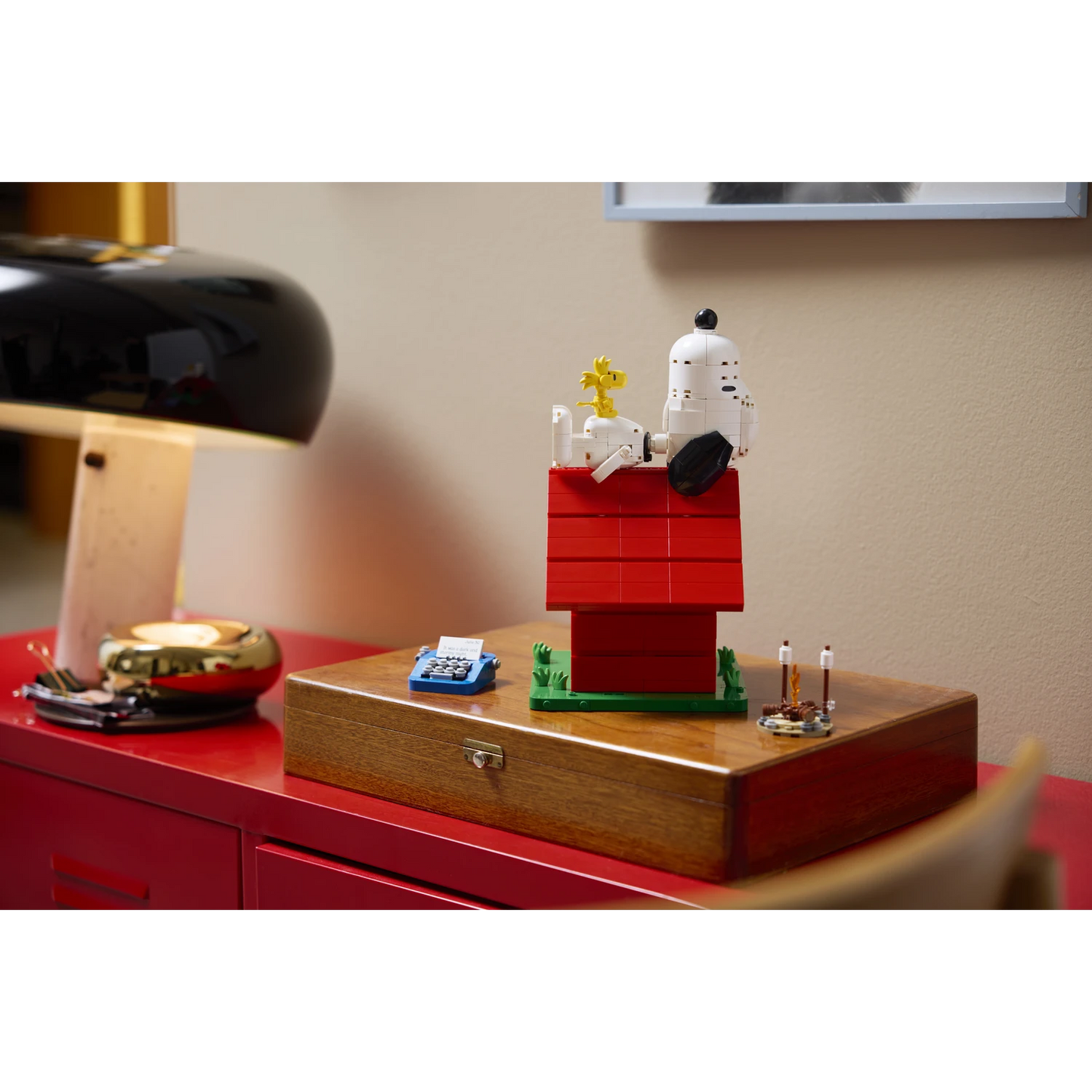LEGO Peanuts: Snoopy's Doghouse - 21368