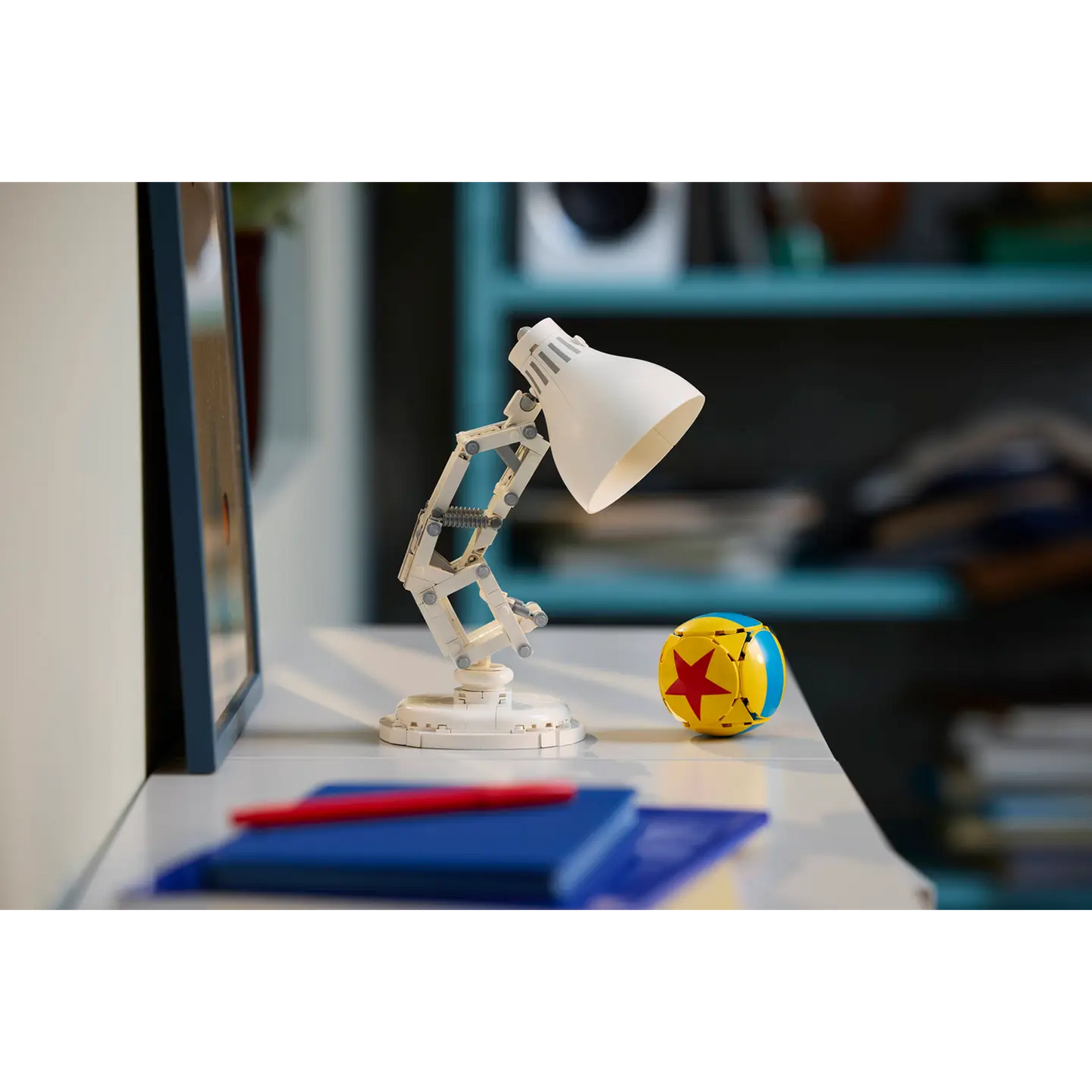 LEGO Disney Pixar Luxo Jr. - 21357