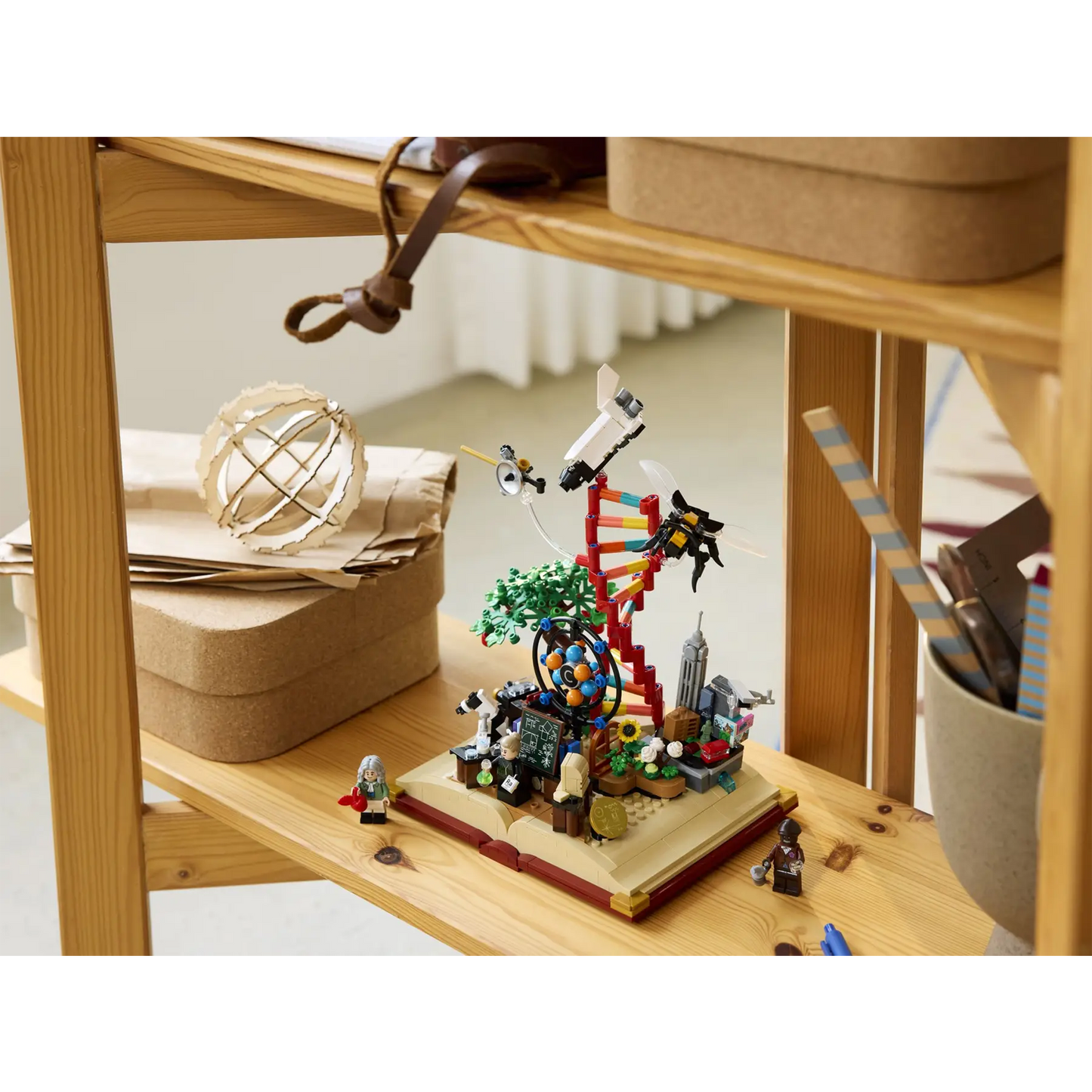 LEGO The Evolution of STEM - 21355