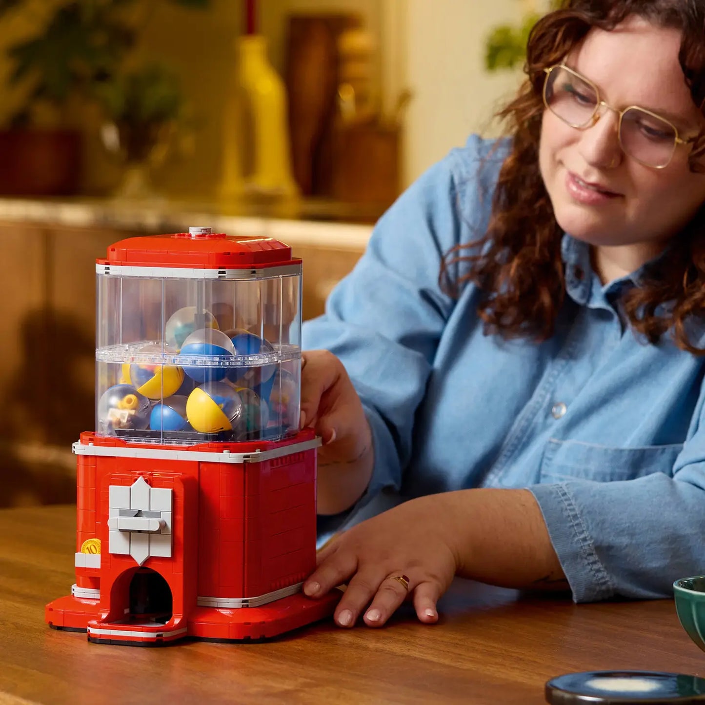 LEGO Minifigure Vending Machine - 21358