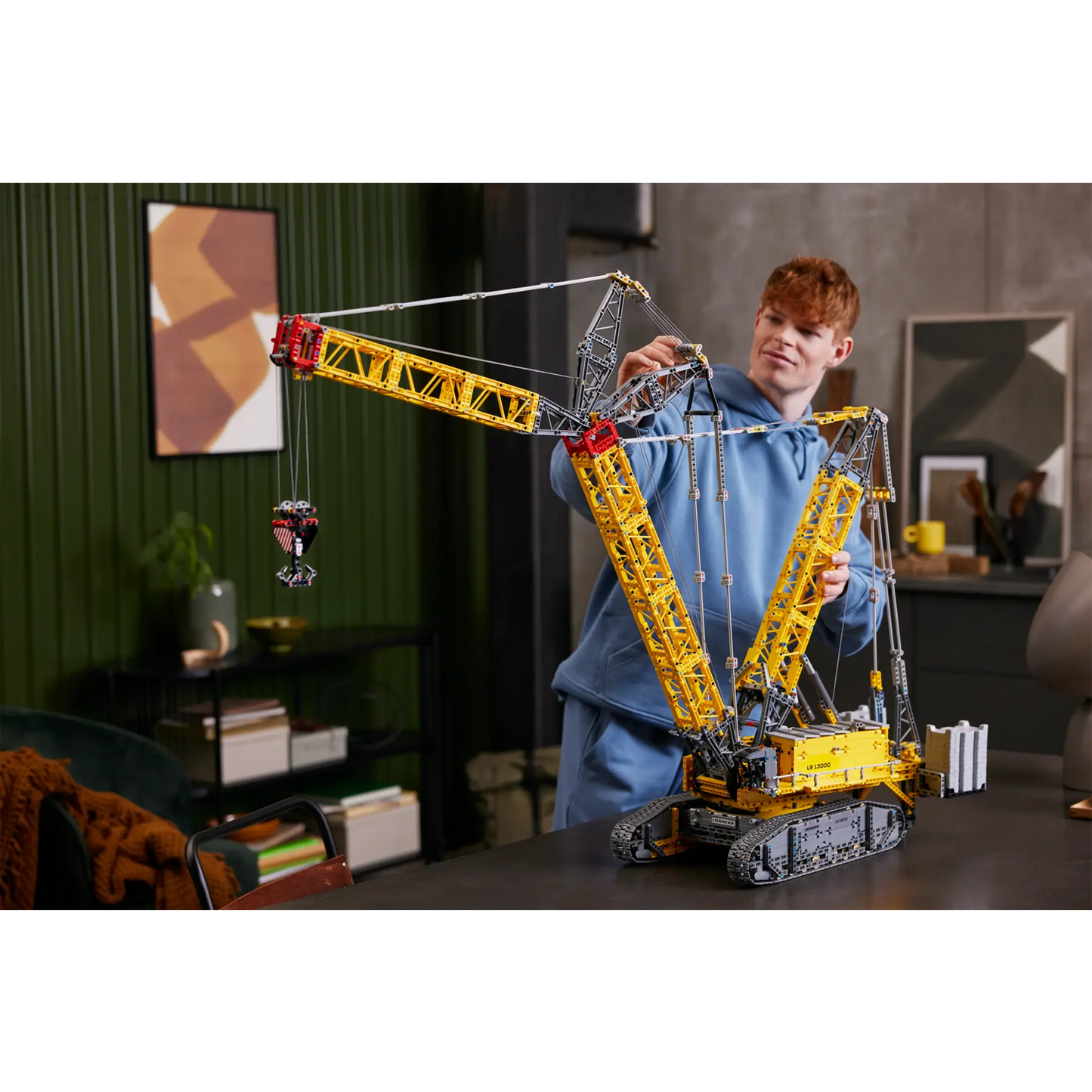 LEGO Liebherr Crawler Crane LR 13000 - 42146