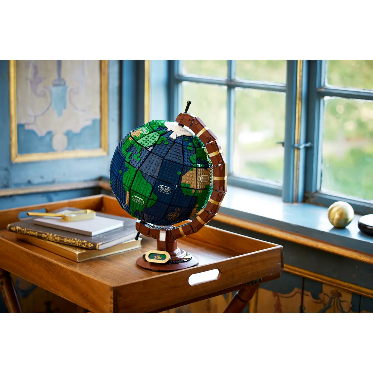 LEGO The Globe - 21332